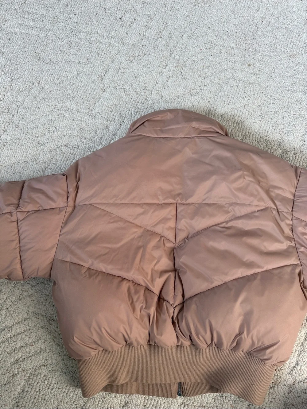 ALO Yoga Quilted Puffer Jacket